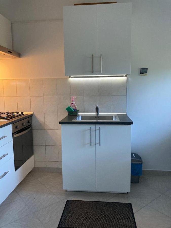Apartma Mari Leilighet Lucija Eksteriør bilde